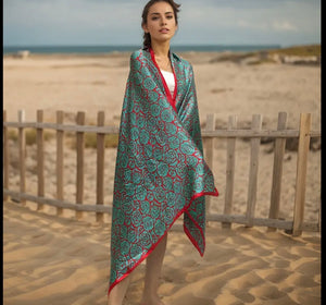 Satin look-and-feel scarf - Blue/red