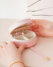 Load image into Gallery viewer, Portable jewellery box with handle
