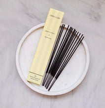 Load image into Gallery viewer, Stoneglow Modern Classics - Grapefruit &amp; Mimosa - Scented Incense Sticks (250mm)
