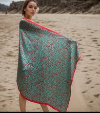 Load image into Gallery viewer, Satin look-and-feel scarf - Blue/red
