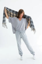 Load image into Gallery viewer, LUNA BOX TOP GREY CASHMERE
