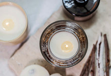 Load image into Gallery viewer, Stoneglow Elements - Wood - Palo Santo &amp; Amber - Scented Soy Wax Ceramic Candle Tumbler (68x75mm) - Brown
