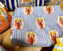 Load image into Gallery viewer, Toiletry bag
