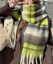 Load image into Gallery viewer, Warm handle stripe scarf - lime stripe
