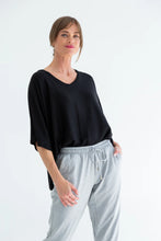 Load image into Gallery viewer, LUNA BOX TOP BLACK CASHMERE

