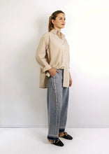Load image into Gallery viewer, Calais - Super Soft Fray Jean with Elastic Back
