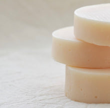 Load image into Gallery viewer, Naturals Shea Butter Soap Bar
