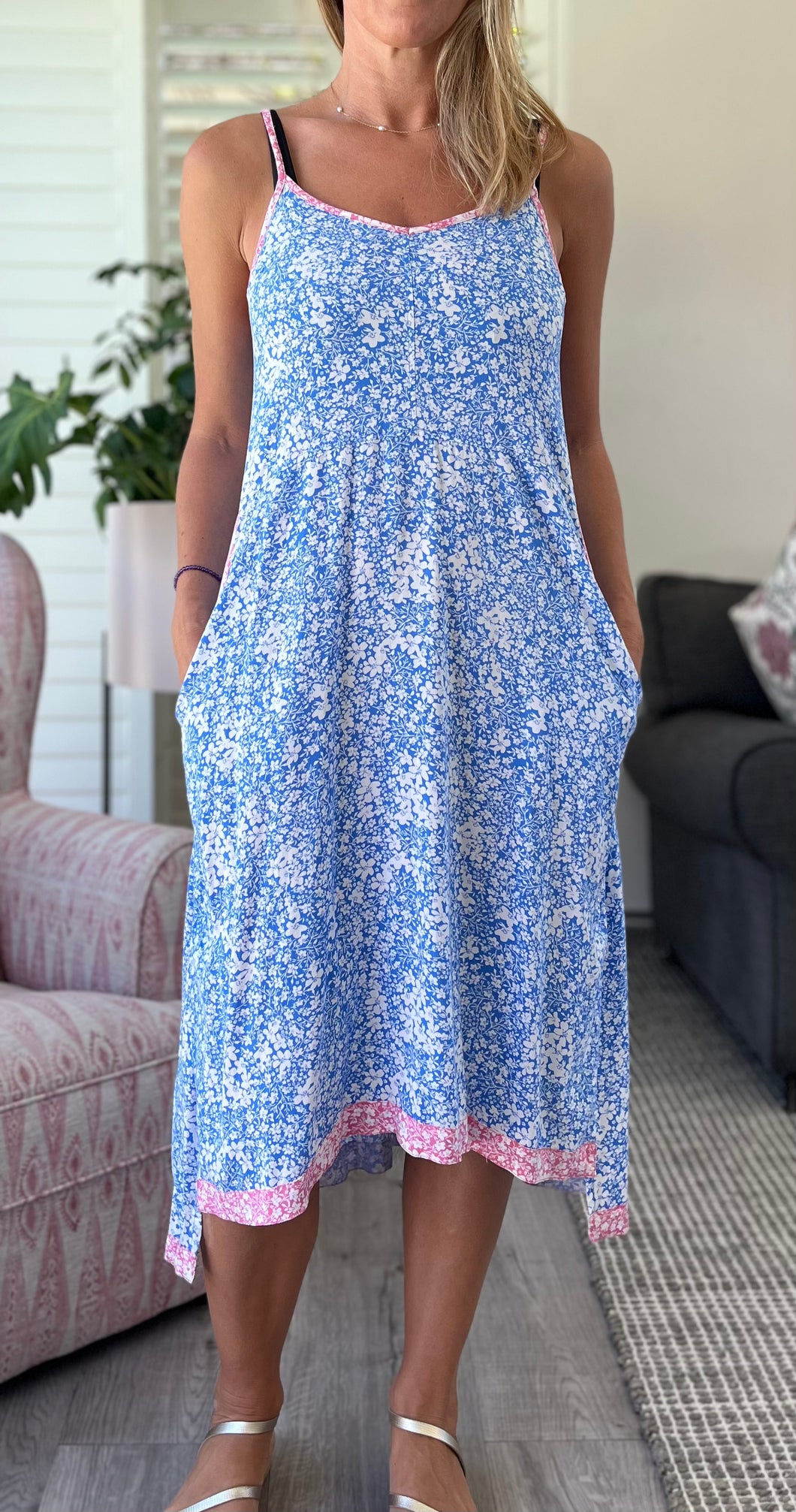 Freda & Dick Misty dress - Blue floral loo