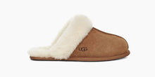Load image into Gallery viewer, Ugg Scuffette ll slipper - Chestnut

