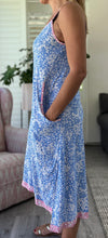 Load image into Gallery viewer, Freda &amp; Dick Misty dress - Blue floral loo
