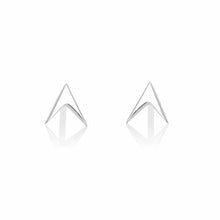 Load image into Gallery viewer, Arrow stud earrings - Brass silver plated
